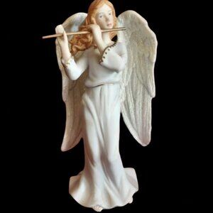 Thomas Kinkade "Heaven's Sweet Sound" Angel Figurine